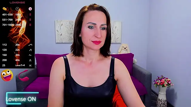 Nia Smithh online show from 10-23-25, 12:15