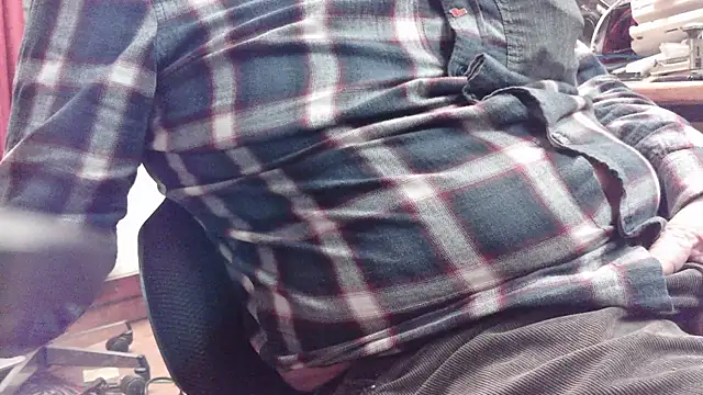 Snapshot of HaraldGermany chatting on 11-10-25, 05:56 HaraldGermany online show from 11-10-25, 05:56