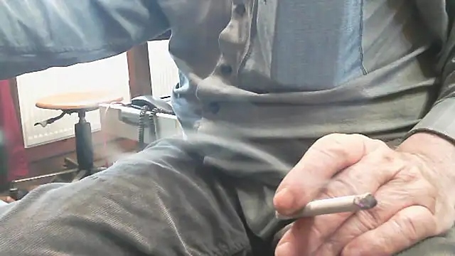 Snapshot of HaraldGermany chatting on 04-27-26, 05:22 HaraldGermany online show from 04-27-26, 05:22
