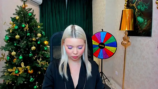 EnergyBunny 1 online show from 12-28-24, 02:22