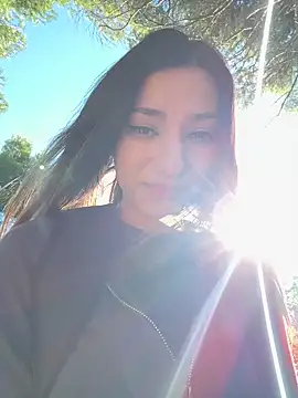 Snapshot of _MiaQueen_ chatting on 12-07-24, 12:13 MiaQueen online show from 12-07-24, 12:13