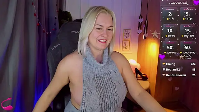 Snapshot of YolandaKiss chatting on 02-19-25, 01:28 YolandaKiss online show from 02-19-25, 01:28