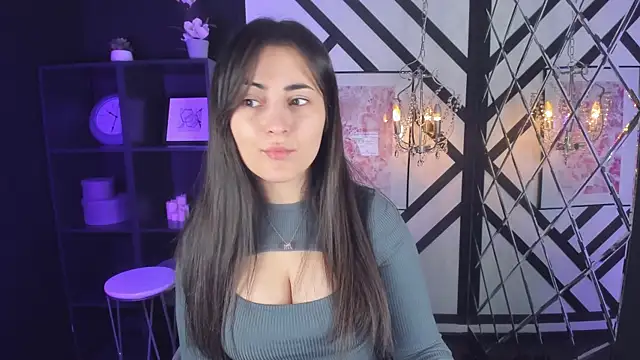 KylieMellow online show from 03-12-25, 05:46