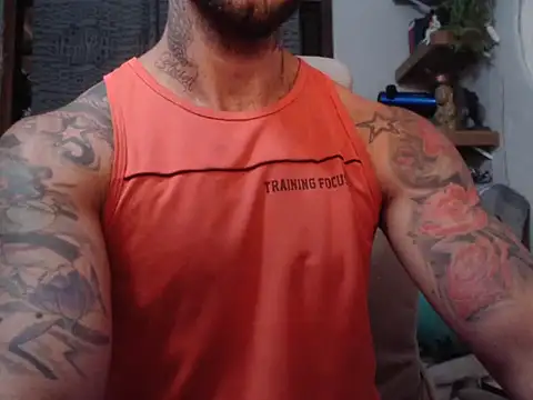 Snapshot of BarucRj chatting on 09-11-25, 03:39 BarucRj online show from 09-11-25, 03:39