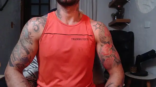 Snapshot of BarucRj chatting on 10-24-25, 02:08 BarucRj online show from 10-24-25, 02:08