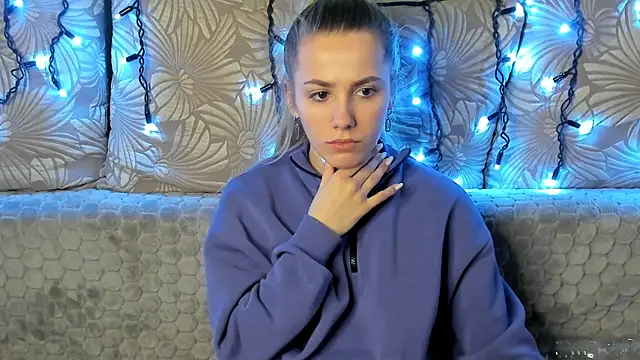 MaggieCake online show from 01-12-25, 09:19