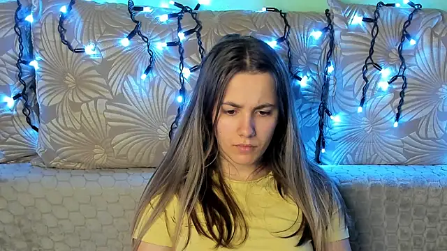 MaggieCake online show from 02-17-26, 03:47