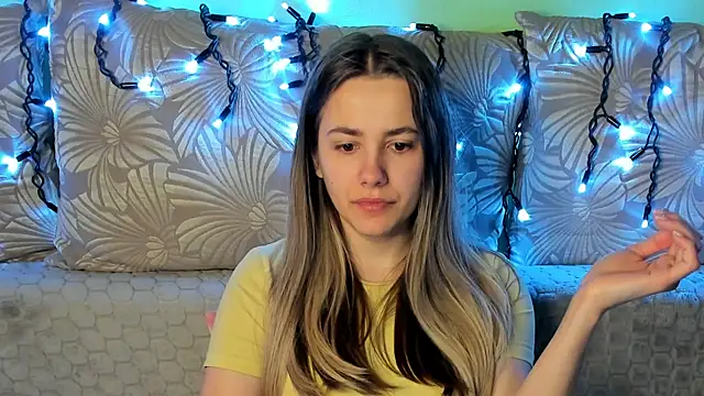 MaggieCake online show from 02-21-26, 04:02