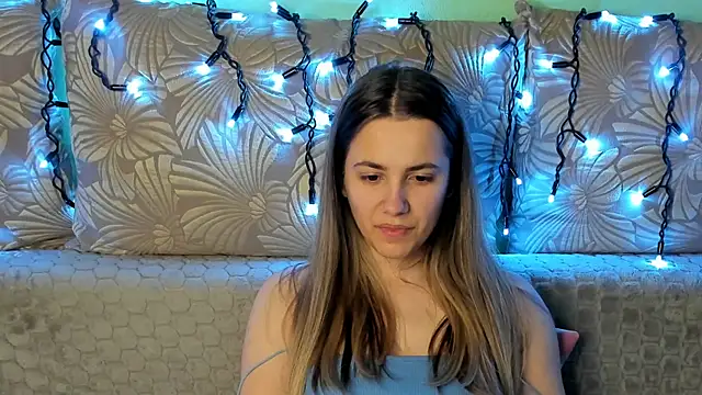 MaggieCake online show from 03-01-26, 02:24