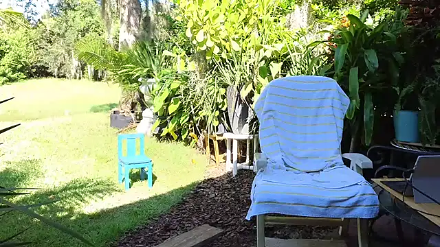 Snapshot of eliberator1777 chatting on 10-13-25, 07:25 eliberator1777 online show from 10-13-25, 07:25