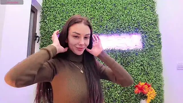 Snapshot of realhotfallingdevil chatting on 11-13-25, 04:33 realhotfallingdevil online show from 11-13-25, 04:33