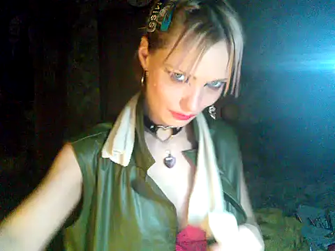 WildMissNiks online show from 12-16-24, 03:54