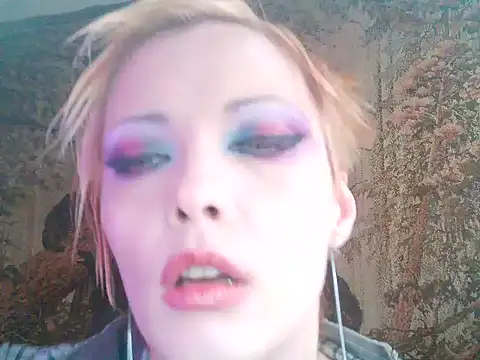 WildMissNiks online show from 02-01-25, 11:21