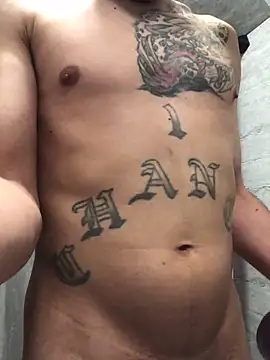 Snapshot of 69RIPsta69 chatting on 01-27-25, 10:27 69RIPsta69 online show from 01-27-25, 10:27