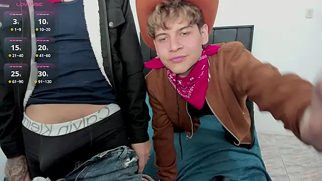 Snapshot of javieryalejandro chatting on 10-31-25, 09:38 javieryalejandro online show from 10-31-25, 09:38