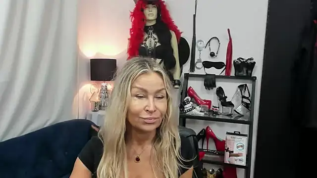 crystaLUX online show from 09-18-25, 04:25