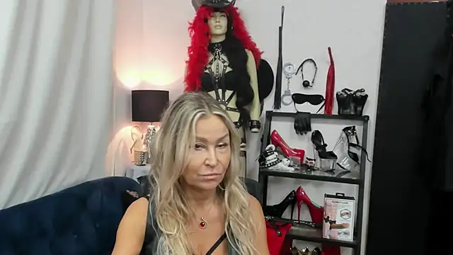 crystaLUX online show from 09-22-25, 05:20