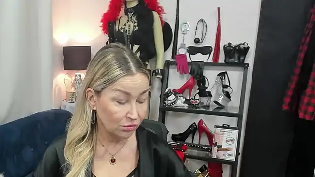 crystaLUX online show from 02-02-26, 06:12