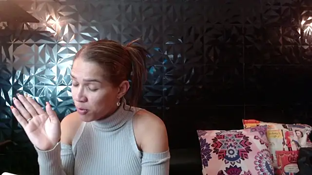 PINK  LOLA1 online show from 02-20-26, 11:54