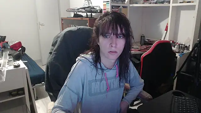 missthon0 online show from 02-25-26, 12:37