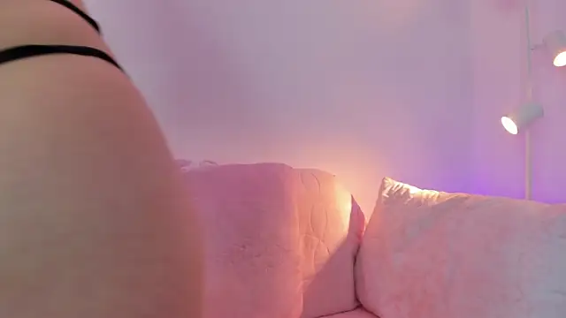 Snapshot of KeilaLovJack chatting on 03-06-25, 06:30 KeilaLovJack online show from 03-06-25, 06:30