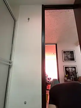 Snapshot of KallyMyller1 chatting on 09-10-25, 07:14 KallyMyller1 online show from 09-10-25, 07:14