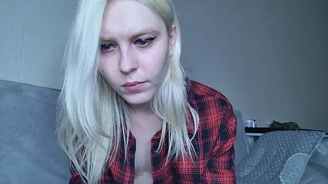 Evelyn rabbit online show from 03-08-25, 11:27