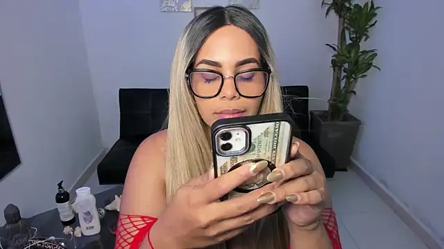 alyssannVhm online show from 01-15-25, 07:55