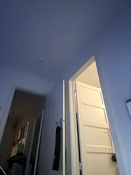 eleonoree online show from 11-24-25, 09:36