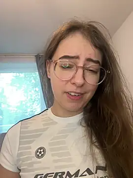 eleonoree online show from 06-25-26, 03:38