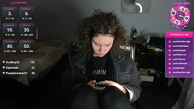 KindKristy online show from 01-25-25, 08:42