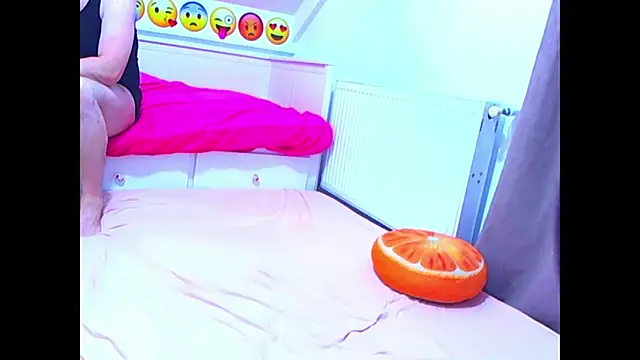 Snapshot of evehotty chatting on 03-09-26, 08:02 evehotty online show from 03-09-26, 08:02