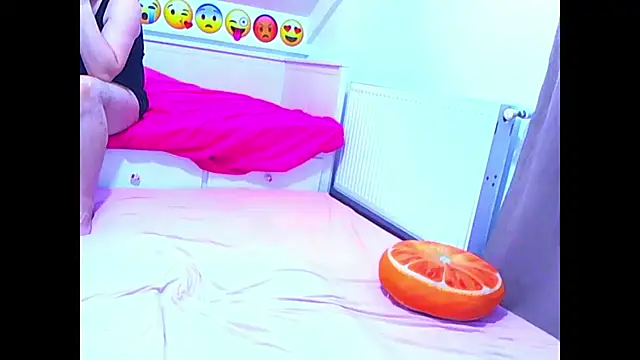 Snapshot of evehotty chatting on 03-26-26, 08:03 evehotty online show from 03-26-26, 08:03