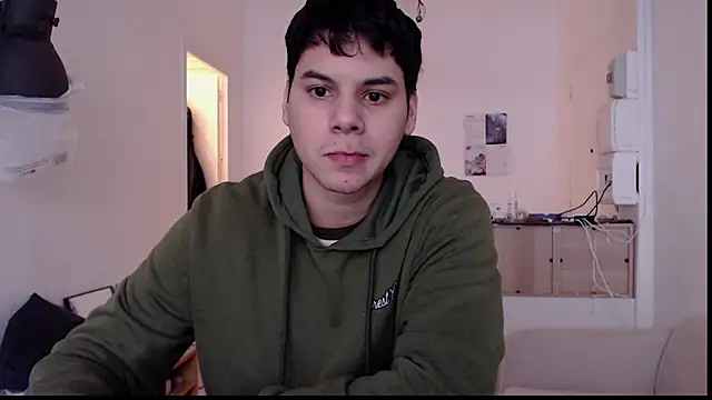 Snapshot of tomas_boy20 chatting on 01-13-26, 03:50 tomas boy20 online show from 01-13-26, 03:50