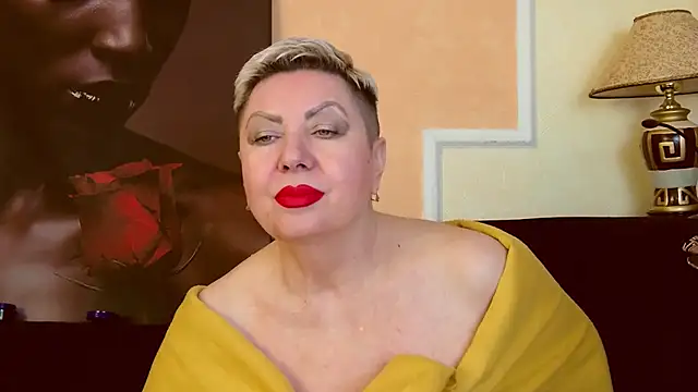 Snapshot of LadyPosh chatting on 12-03-24, 10:18 LadyPosh online show from 12-03-24, 10:18