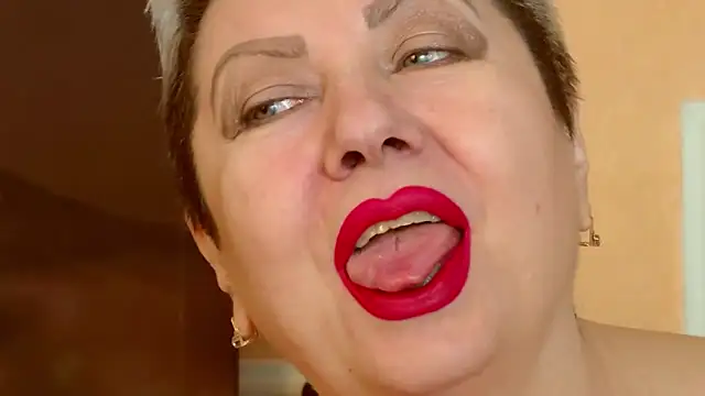 LadyPosh online show from 02-24-26, 09:35