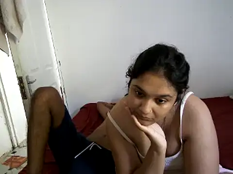 Indianbloom- online show from 02-24-25, 12:48