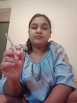 Snapshot of Indianbloom- chatting on 12-19-25, 07:37 Indianbloom- online show from 12-19-25, 07:37