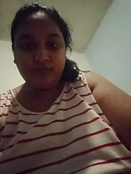 Snapshot of Indianbloom- chatting on 12-20-25, 05:20 Indianbloom- online show from 12-20-25, 05:20