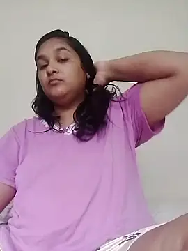 Snapshot of Indianbloom- chatting on 01-08-26, 11:34 Indianbloom- online show from 01-08-26, 11:34