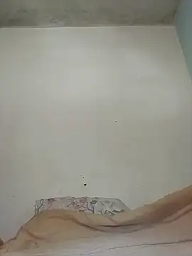 Snapshot of Indianbloom- chatting on 01-14-26, 02:44 Indianbloom- online show from 01-14-26, 02:44