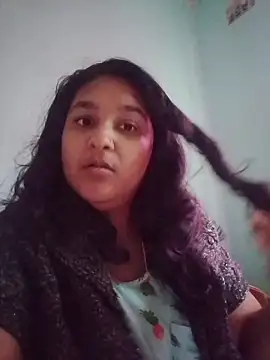 Snapshot of Indianbloom- chatting on 01-17-26, 12:10 Indianbloom- online show from 01-17-26, 12:10