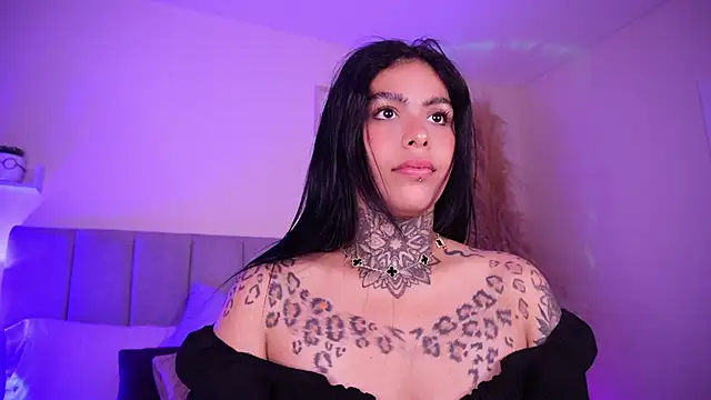 curvyliciousss online show from 12-31-24, 12:54