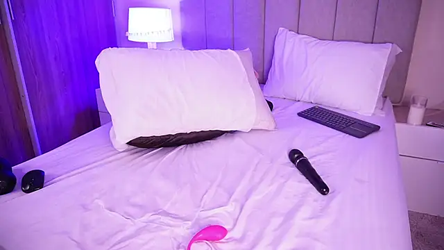 curvyliciousss online show from 01-11-25, 11:02