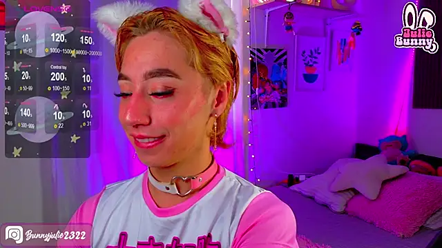 Snapshot of Littlebunny21 chatting on 03-18-25, 08:37 Littlebunny21 online show from 03-18-25, 08:37