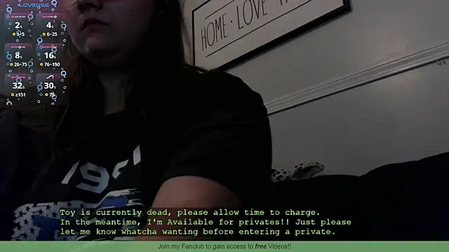 Snapshot of ZeTurtleMaster chatting on 03-09-25, 07:34 ZeTurtleMaster online show from 03-09-25, 07:34