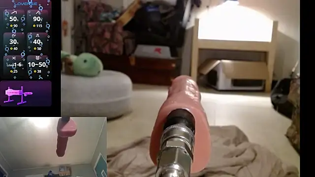 Snapshot of ZeTurtleMaster chatting on 04-07-26, 04:02 ZeTurtleMaster online show from 04-07-26, 04:02