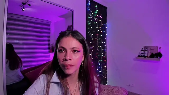 Snapshot of GABY_DAVIS chatting on 12-10-24, 04:24 GABY DAVIS online show from 12-10-24, 04:24