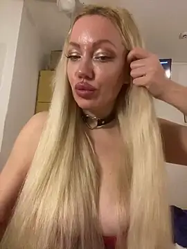 Snapshot of SofiaJoy chatting on 03-15-25, 09:16 SofiaJoy online show from 03-15-25, 09:16