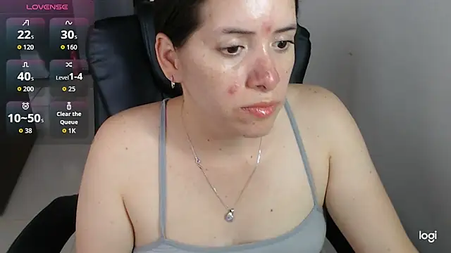 spicey latina online show from 05-15-26, 07:32
